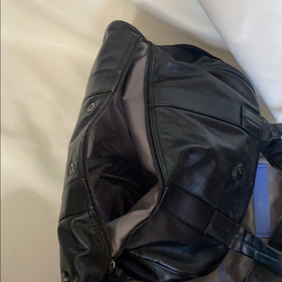 Lululemon "Om for One" bowling style bag - Picture 11 of 15